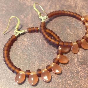 Hanmdae vintage Czech glass hoop earrings